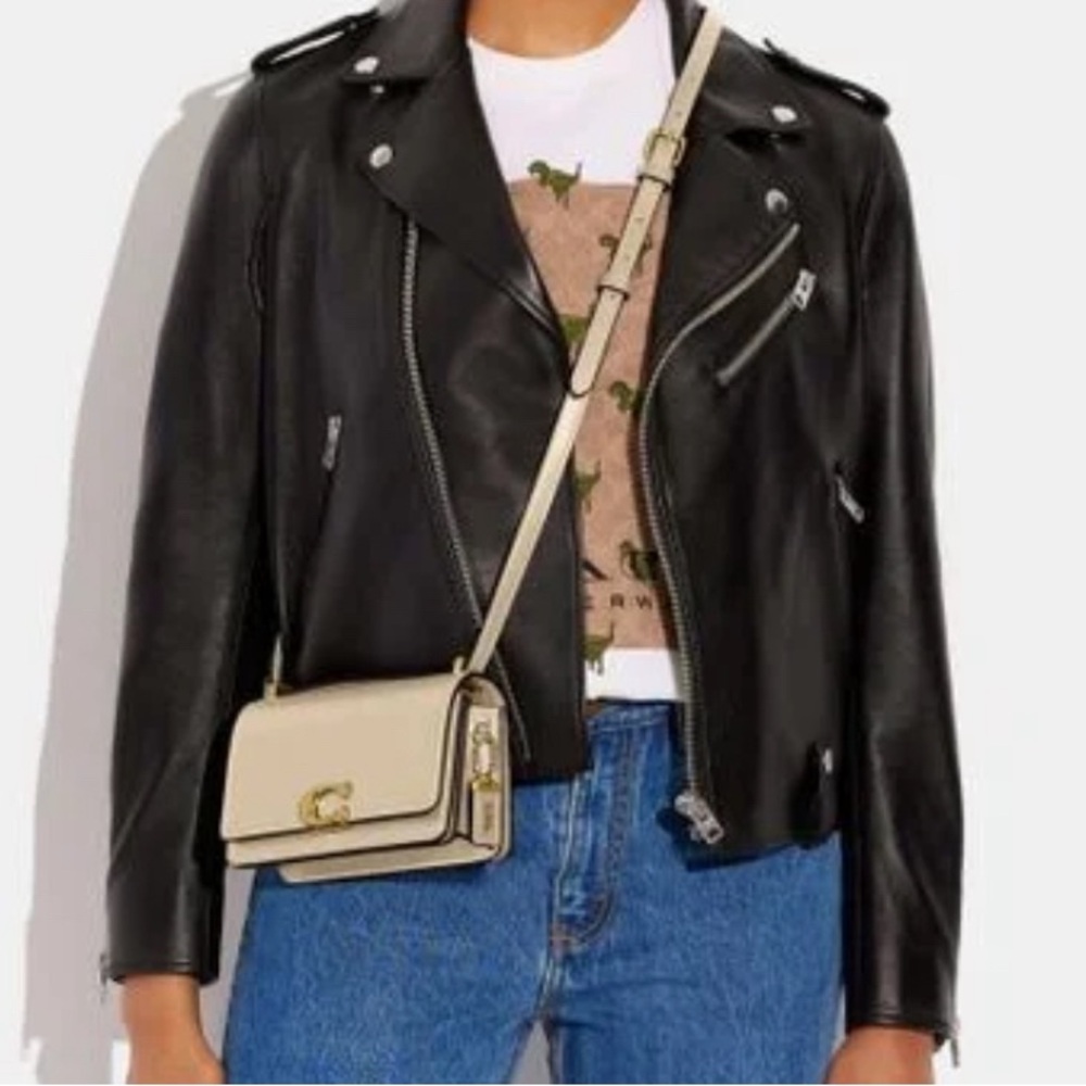 Coach Tan Crossbody Bag with Gold Logo - Picture 5 of 6